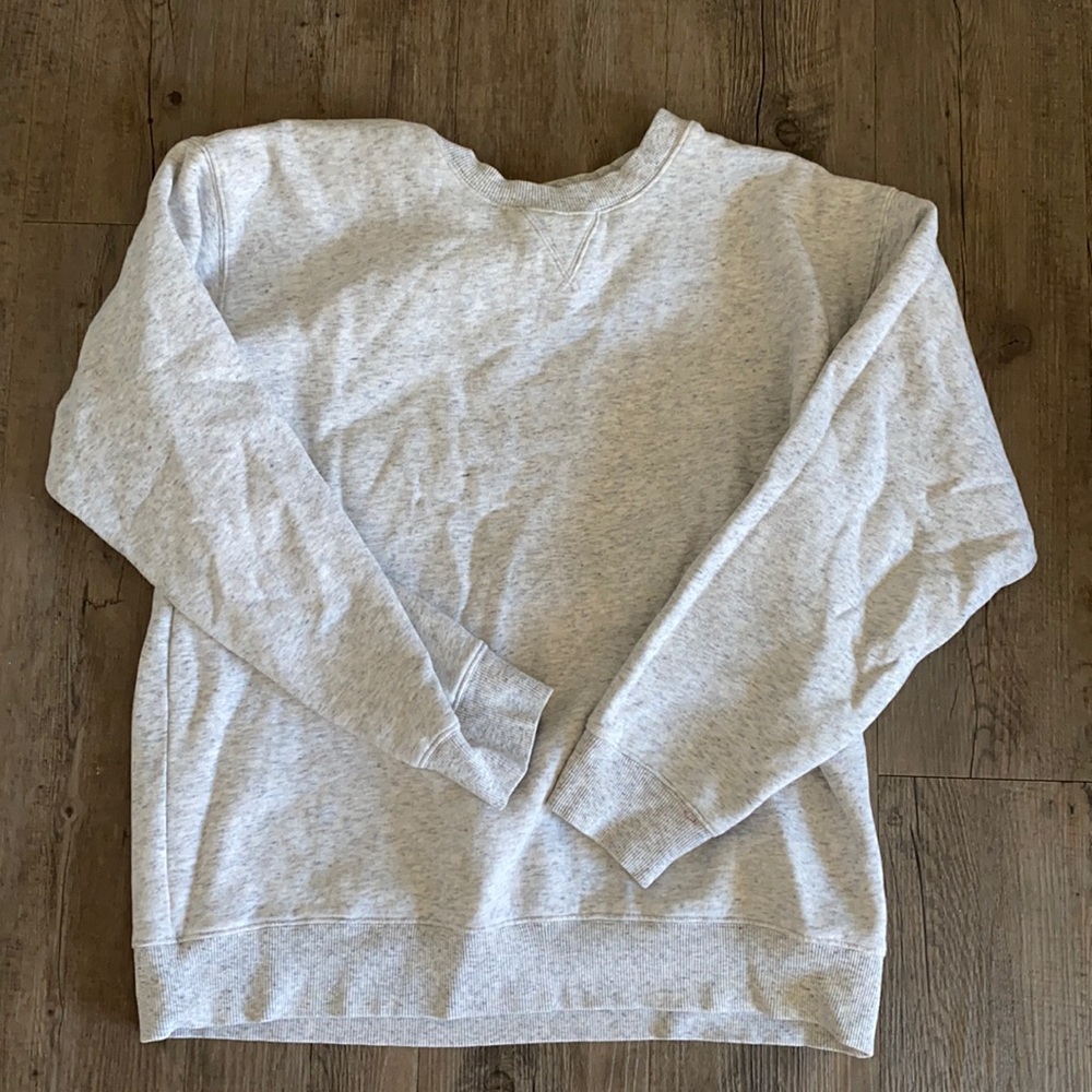 Aritzia Grey Sweatshirt